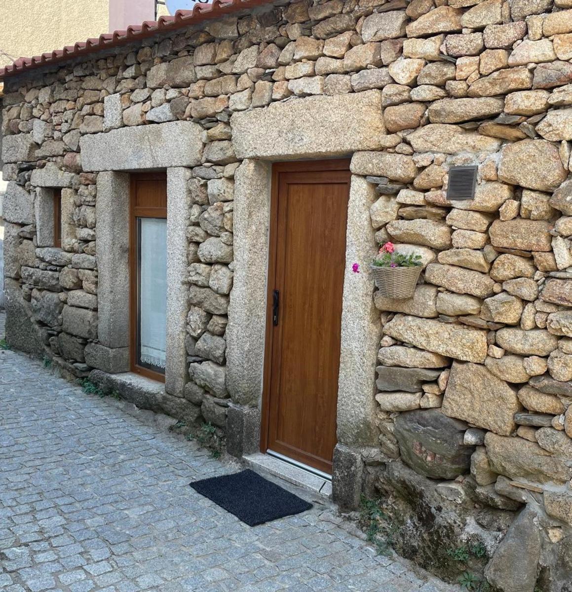 Hébergement de vacances Casa De Xisto Ti Maria